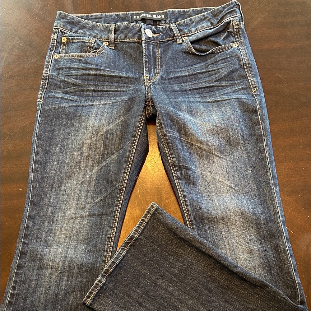 Express Dark Wash Straight Leg Jeans